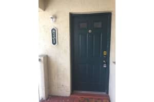 8201 Glenmoor Drive W, West Palm Beach, FL 33409 Sold 06/11/24