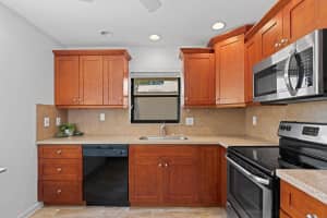 2620 NW 10th Street, Delray Beach, FL 33445 Sold 04/24/24