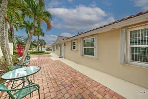 8329 SE Paurotis Ln, Hobe Sound, FL 33455, Sold 05/13/24