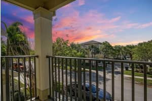 2109 SE Glen Ridge Drive, Port Saint Lucie, FL 34952 Sold 05/07/24
