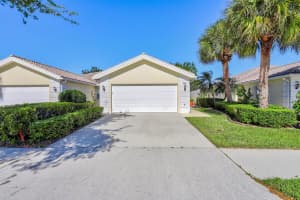 7984 SE Peppercorn Ct, Hobe Sound, FL 33455, Sold 04/29/24