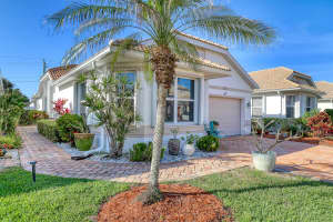 123 Pepper Lane, Jensen Beach, FL 34957 Sold 08/16/24