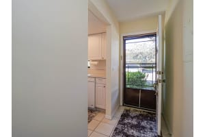 400 18th Street B3, Vero Beach, FL 32960 Sold 05/13/24