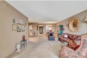 6080 Huntwick Ter Terrace 402, Delray Beach, FL 33484 Sold 06/28/24