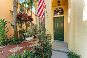 9886 Warner Lane, Wellington, FL 33414 Sold 04/30/24