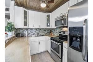 138 Dorchester F, West Palm Beach, FL 33417 Sold 10/04/24