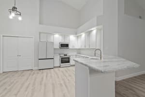 1682 SW Harbour Isles Circle, Port Saint Lucie, FL 34986 Sold 06/14/24