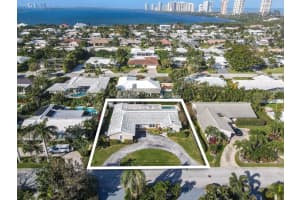 1190 Dolphin Road, Riviera Beach, FL 33404 Sold 04/22/24