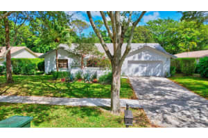 2417 NW 36th Street, Boca Raton, FL 33431 Sold 05/07/24