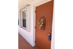 2600 SE Ocean Boulevard 11, Stuart, FL 34996 Sold 10/25/24