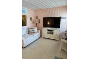 2600 SE Ocean Boulevard 11, Stuart, FL 34996 Sold 10/25/24