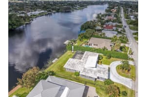 7531 Pine Tree Ln, West Palm Beach, FL 33406, Sold 03/20/24