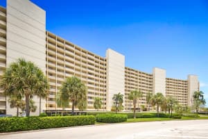 124 Lakeshore Drive T-31, North Palm Beach, FL 33408 Sold 06/05/24