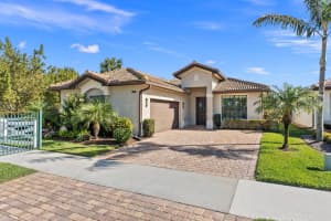 5867 SE Entry Court, Stuart, FL 34997 Sold 09/06/24