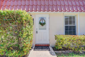 836 Salem Lane, Lake Worth, FL 33467 Sold 01/17/25