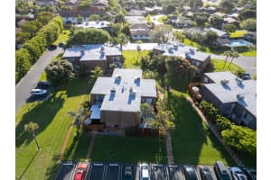 2610 SE 5th Circle, Boynton Beach, FL 33435 Sold 08/29/24