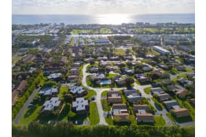 2610 SE 5th Circle, Boynton Beach, FL 33435 Sold 08/29/24