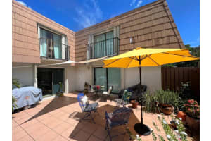 6072 SE Riverboat Drive, Stuart, FL 34997 Sold 05/14/24