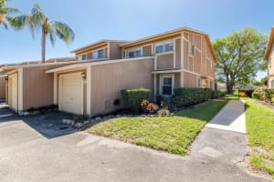 56 Maplecrest Circle, Jupiter, FL 33458 Sold 06/25/24
