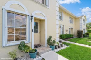 213 Foxtail Drive E, Greenacres, FL 33415 Sold 04/29/24