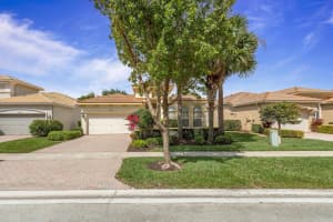 8733 Via Grande E, Wellington, FL 33411 Sold 06/04/24