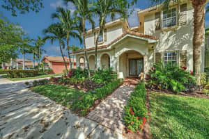 144 Via Veracruz, Jupiter, FL 33458 Sold 06/07/24