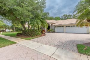 15560 Cedar Grove Lane, Wellington, FL 33414 Sold 10/22/24