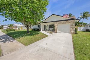 163 Arrowhead Circle, Jupiter, FL 33458 Sold 05/09/24