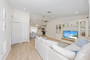 163 Arrowhead Circle, Jupiter, FL 33458 Sold 05/09/24