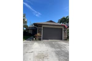 72 SE Taho Terrace, Stuart, FL 34997 Sold 05/13/24