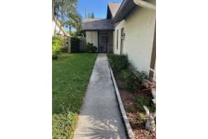 72 SE Taho Terrace, Stuart, FL 34997 Sold 05/13/24