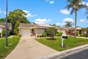 2567 SW Egret Pond Circle, Palm City, FL 34990 Sold 04/25/24