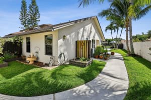 293 SW 28th Avenue, Delray Beach, FL 33445 Sold 05/24/24