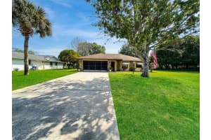 5300 Paleo Pines Circle, Fort Pierce, FL 34951 Sold 05/17/24