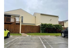 633 Executive Center Drive L-104, West Palm Beach, FL 33401 Sold 06/20/24