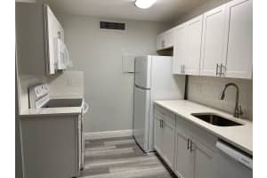 633 Executive Center Drive L-104, West Palm Beach, FL 33401 Sold 06/20/24