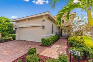 8943 SW Pepoli Way, Port Saint Lucie, FL 34987 Sold 06/04/24