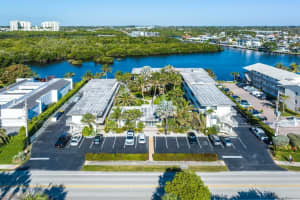 6520 N Ocean Boulevard 22, Ocean Ridge, FL 33435 Sold 08/22/24