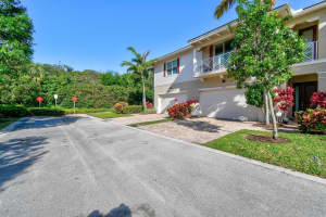 7273 Oxford Ct, Palm Beach Gardens, FL 33418, Sold 02/07/25
