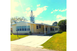 8172 Buckthorn Circle, Port Saint Lucie, FL 34952 Sold 07/25/25