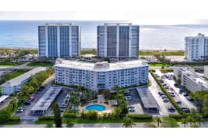 2851 S Ocean Boulevard 5l, Boca Raton, FL 33432 Sold 05/13/24
