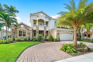 8454 Butler Greenwood Dr, Royal Palm Beach, FL 33411, Sold 06/10/24