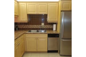 Lake Worth Beach, FL 33461, Sold 10/24/24