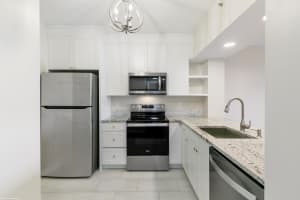 4883 Pga Boulevard 309, Palm Beach Gardens, FL 33418 Sold 06/21/24