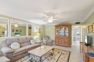 480 Horizons W 104, Boynton Beach, FL 33435 Sold 07/03/24