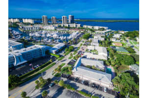 148 Yacht Club Drive 4, North Palm Beach, FL 33408 Sold 06/28/24