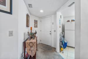 5300 Elmhurst Road E, West Palm Beach, FL 33417 Sold 05/06/24