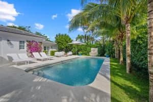 581 E Woods Road, Palm Beach, FL 33480 Sold 10/02/24