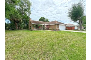 5400 Paleo Pines Cir, Fort Pierce, FL 34951, Sold 04/29/24