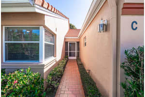 9760 Summerbrook Terrace C, Boynton Beach, FL 33437 Sold 08/07/24